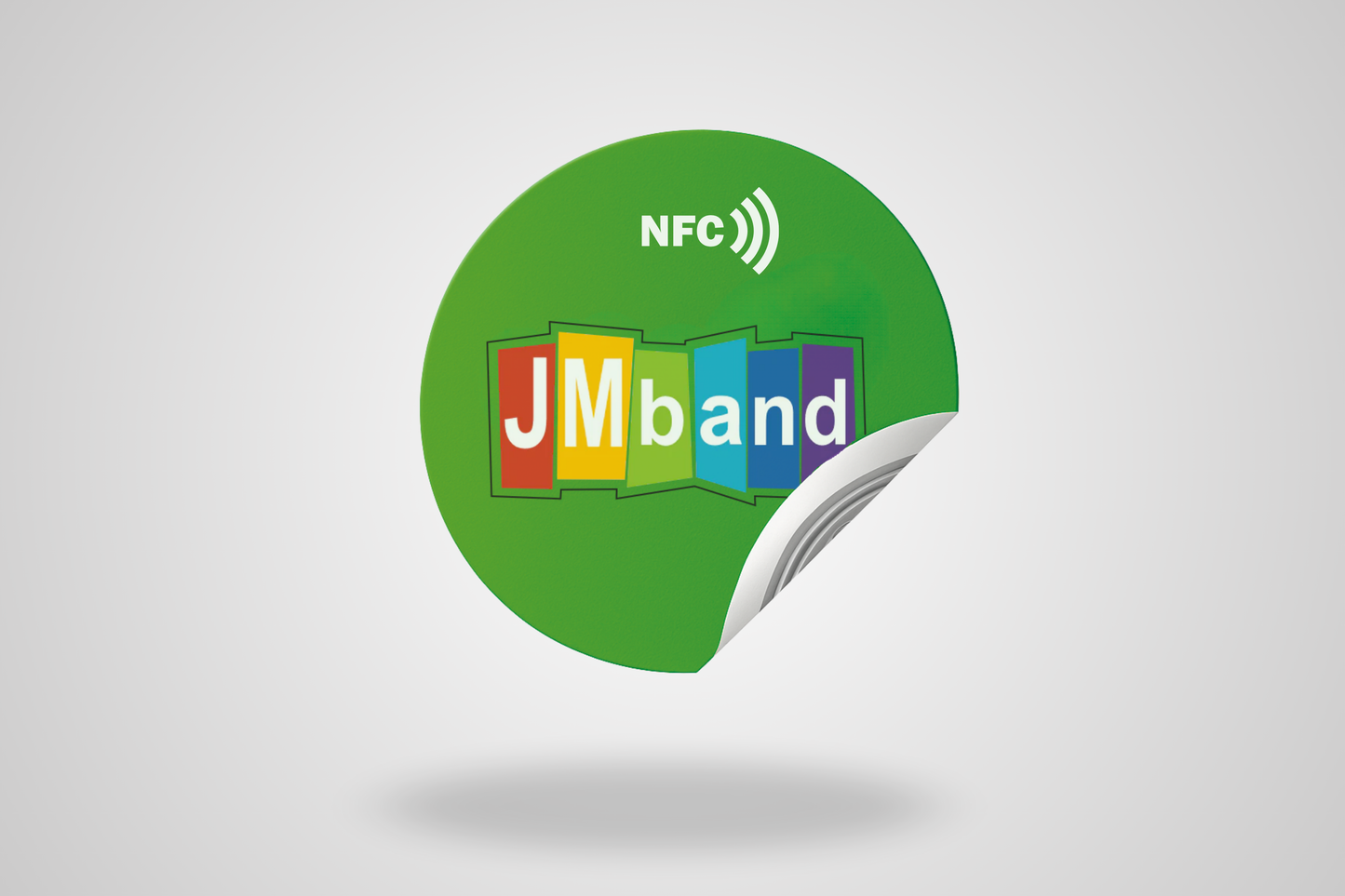 Une photo de stickers NFC avec votre propre logo