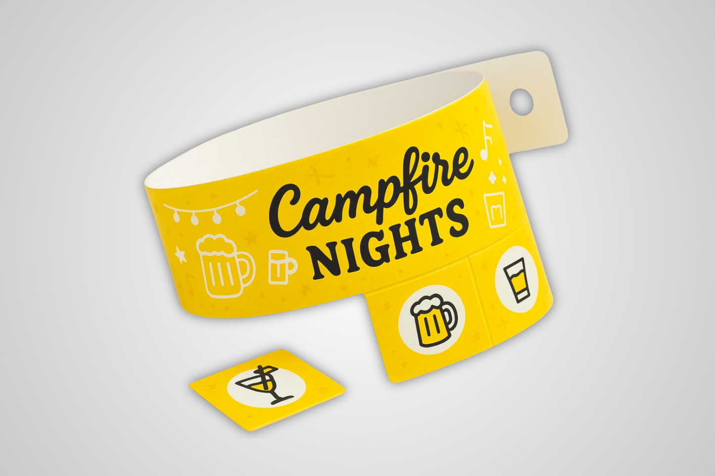 Une photo d'un bracelet d'entrée jaune avec billets détachables