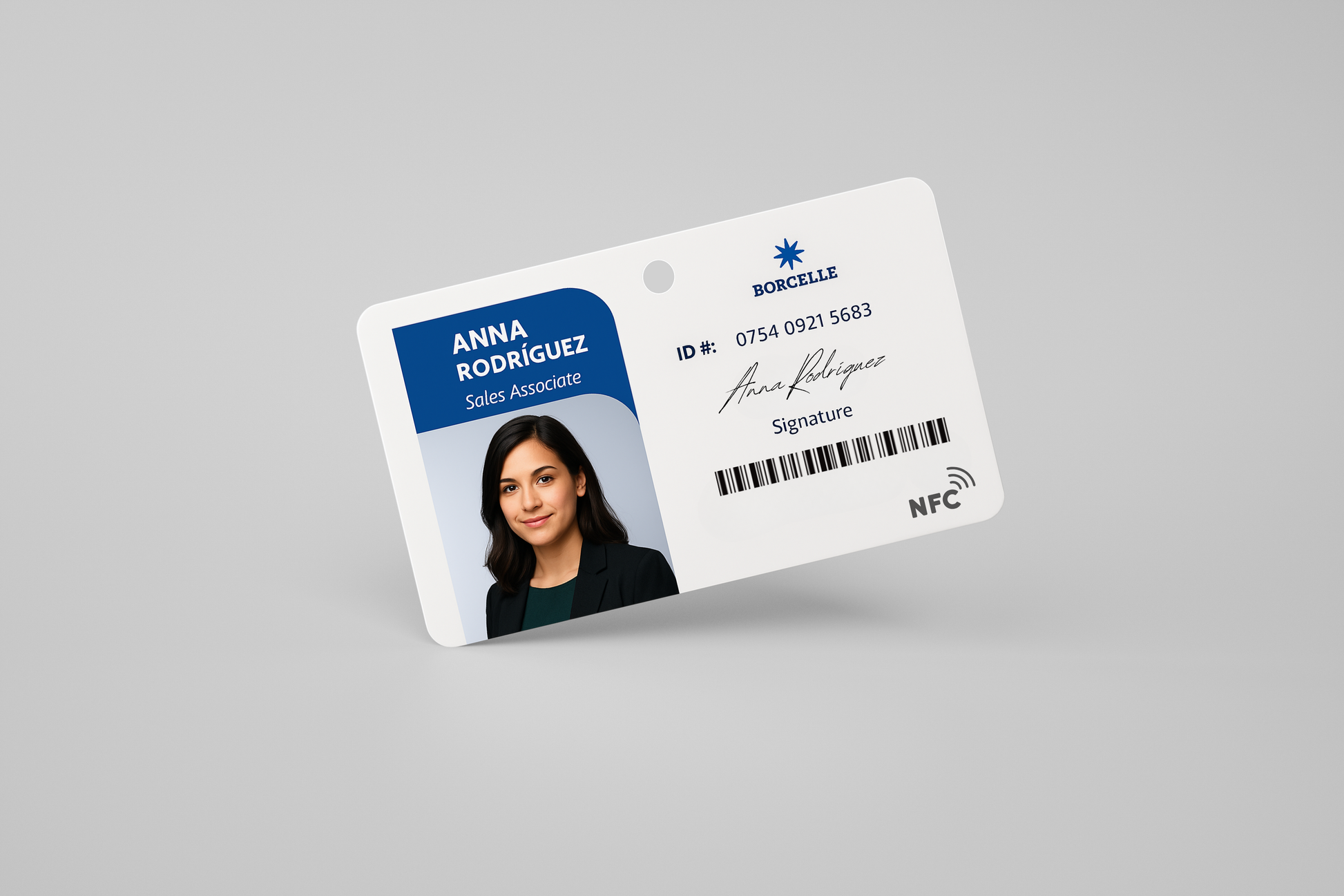 Une photo d'une carte d'identité avec NFC intégré