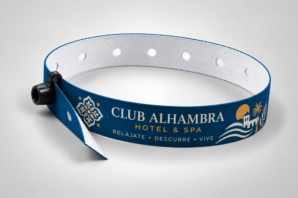 Stoffarmband mit Schnappverschluss