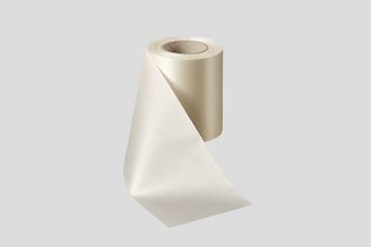Rouleaux de ruban ECO satin 100mm de JM Band®. Achetez des rubans en Blanc ici.