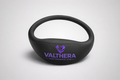 Un bracelet NFC noir de JM Band® avec logo imprimé